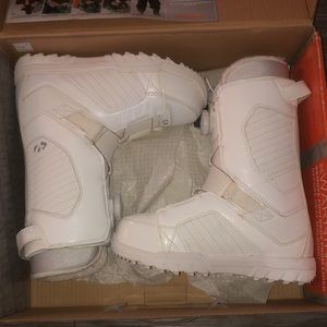 Thirtytwo Women’s White Snowboarding Boots